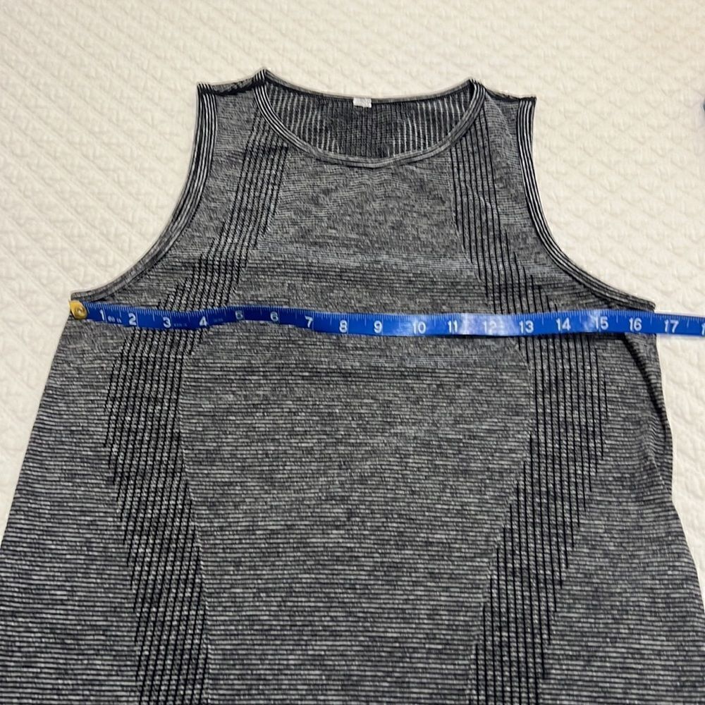 Crew Neck Tank Top - Size S - Picture 3 of 3